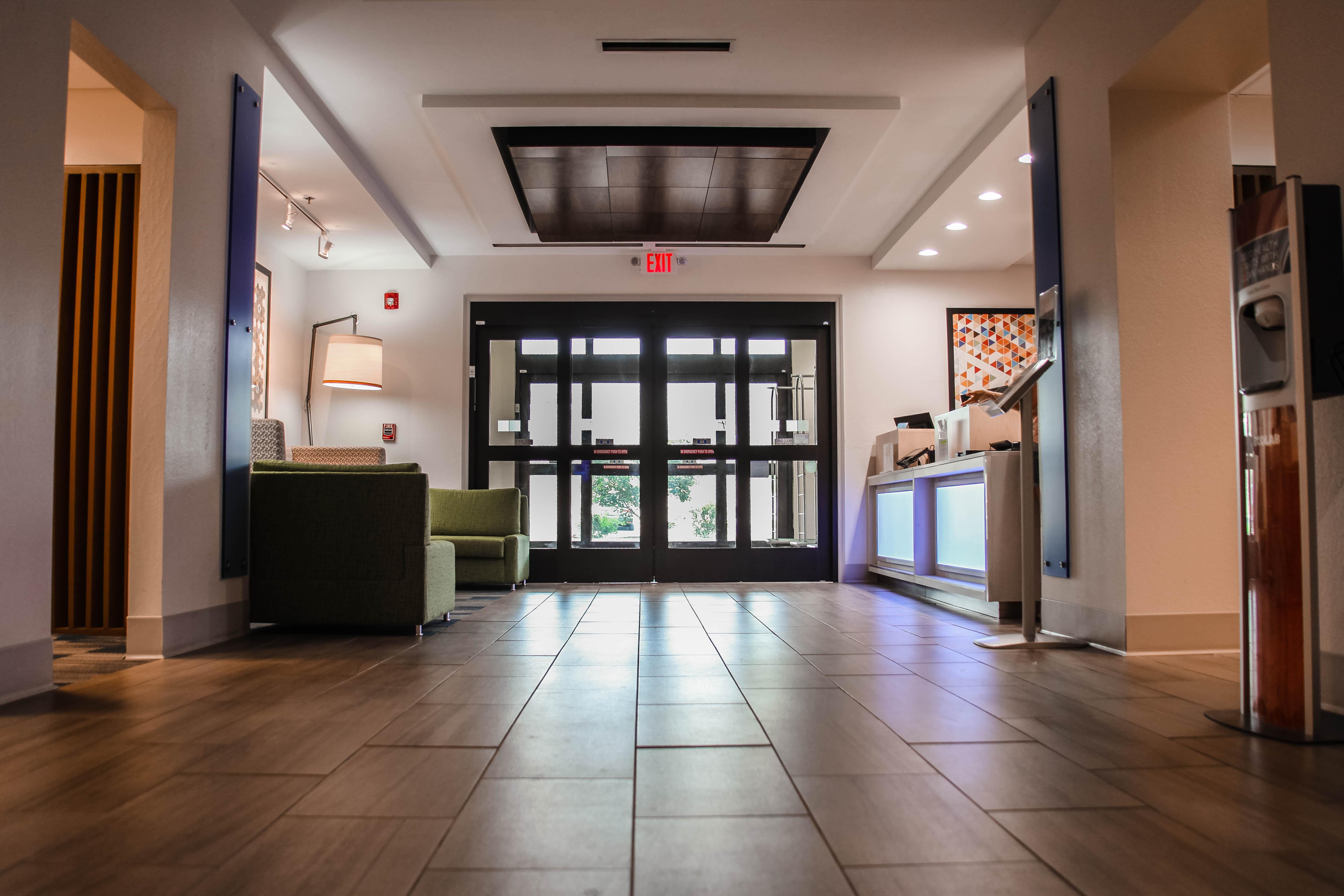Holiday Inn Express Hotel & Suites Athens By Ihg Zewnętrze zdjęcie