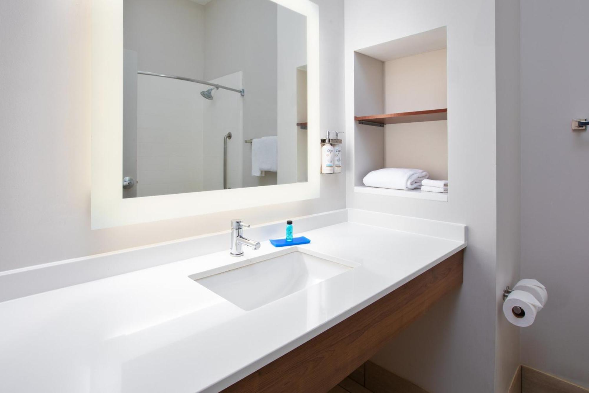 Holiday Inn Express Hotel & Suites Athens By Ihg Zewnętrze zdjęcie