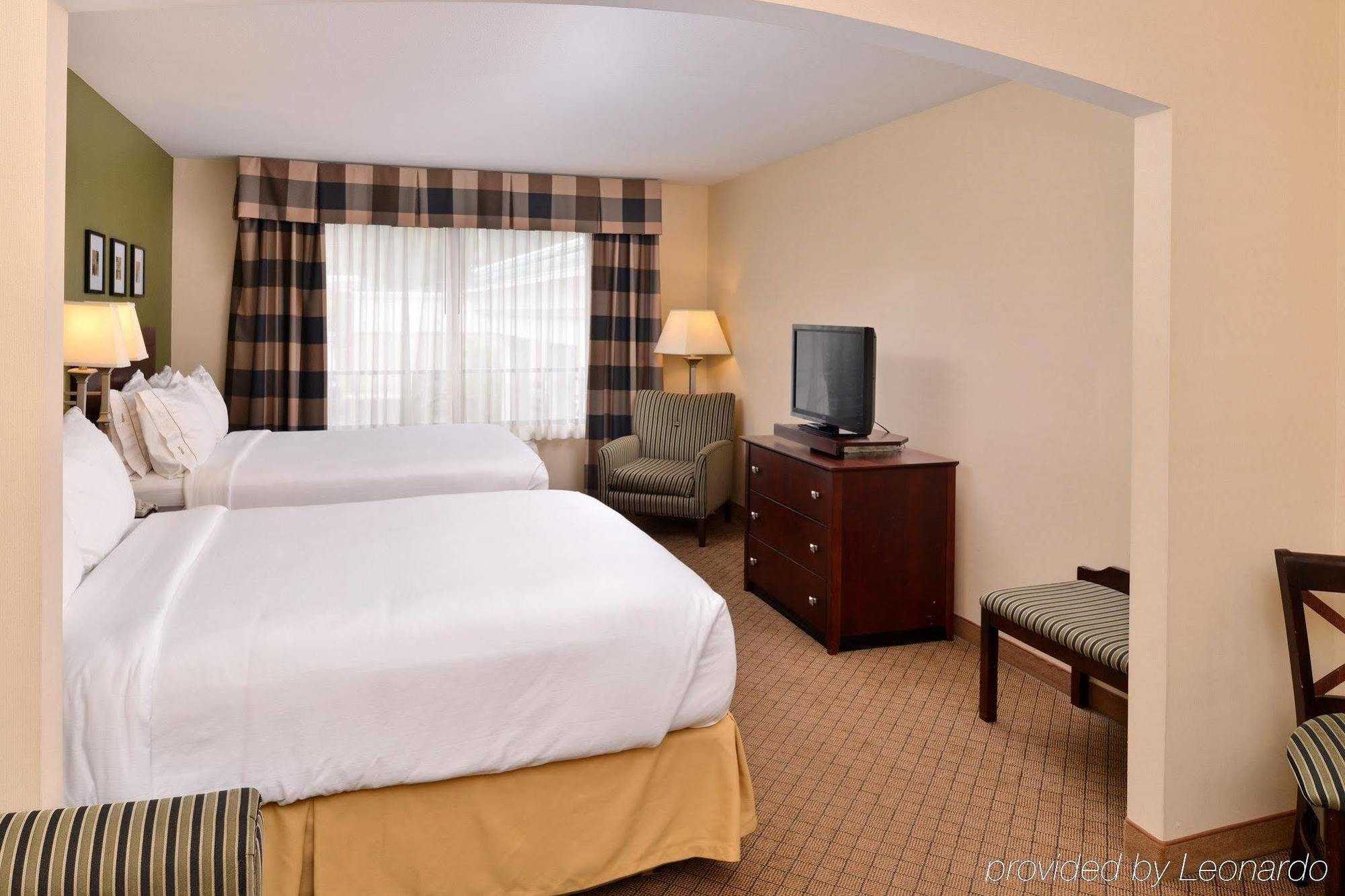 Holiday Inn Express Hotel & Suites Athens By Ihg Zewnętrze zdjęcie