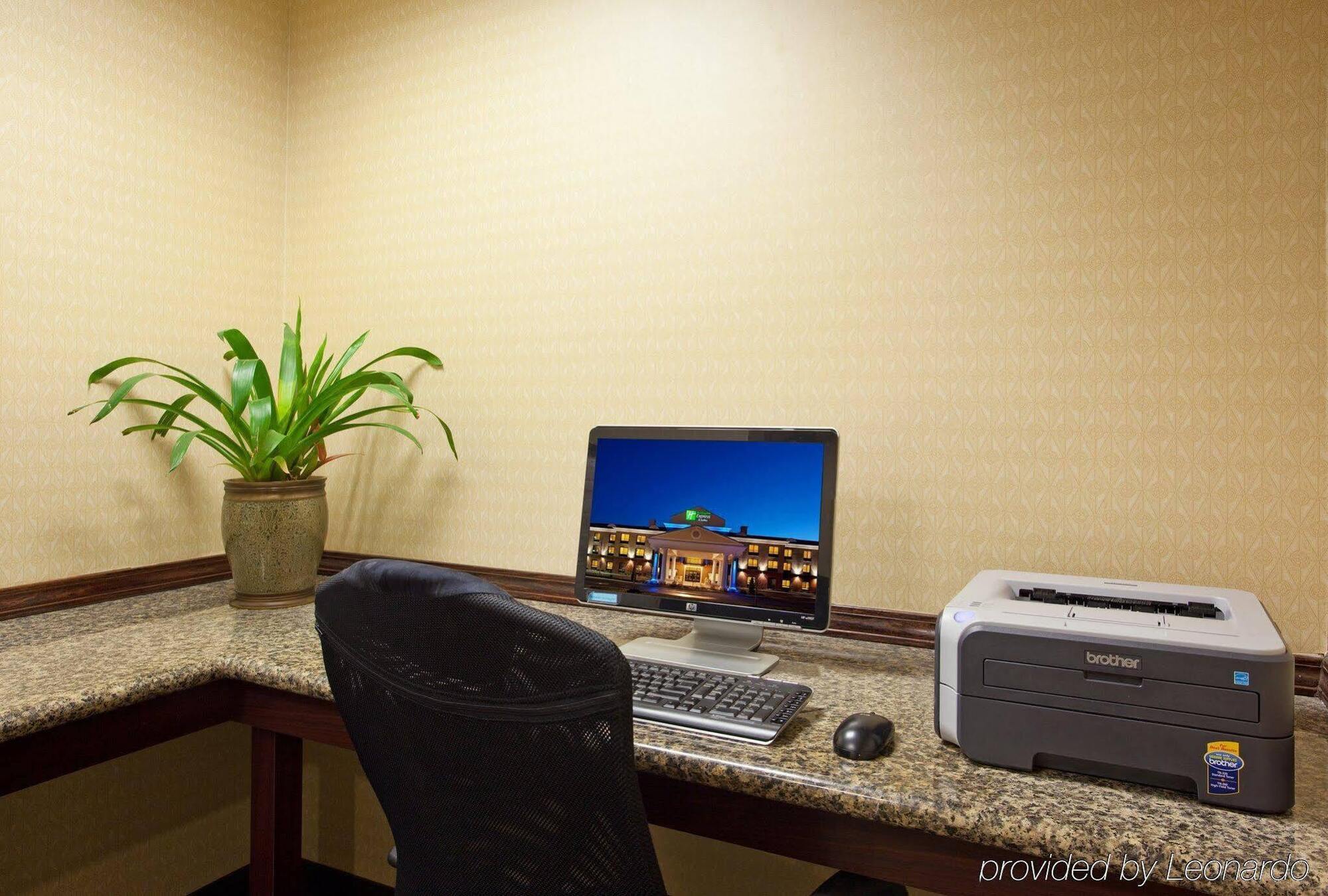 Holiday Inn Express Hotel & Suites Athens By Ihg Zewnętrze zdjęcie